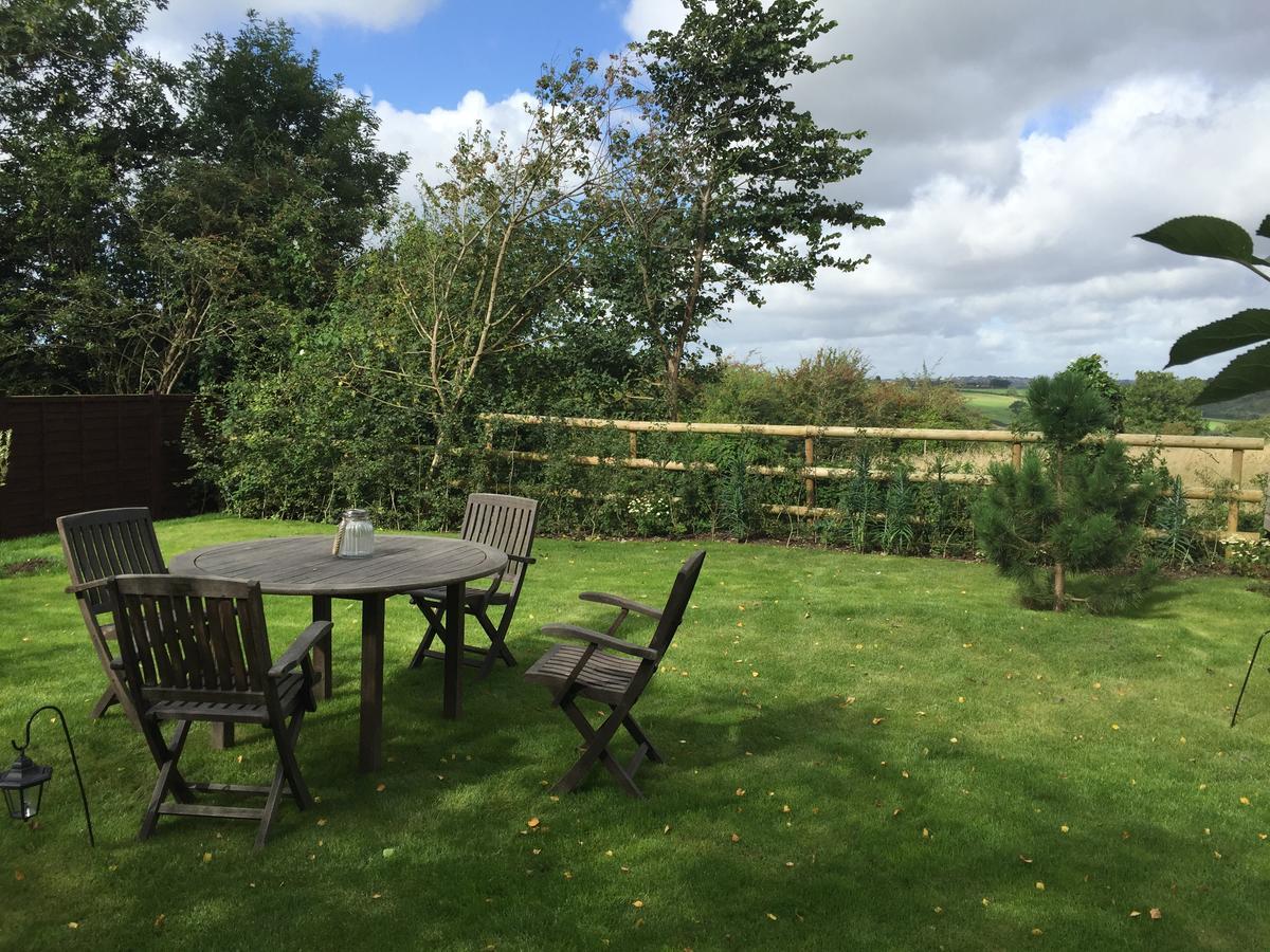 West Tyning Bed and Breakfast Bitton Εξωτερικό φωτογραφία